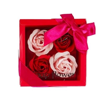 Róże mydlane 4 szt 7924 (czerwone)